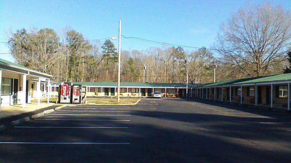 Liberty Inn Scottsboro Exterior photo